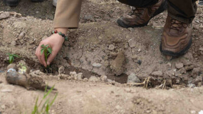 Bornova’da umut toprakla büyüyor Kent Bostanlarında yaz sezonu coşkuyla başladı