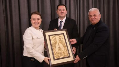 Konak’ta Makedonya rüzgarı esti: Başkan Mutlu, Enes İbrahim ve heyetini
