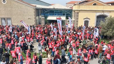 Öğretmenler Ayakta: Şiddete Karşı Türkiye Genelinde İş Bırakma Eylemi başladı.