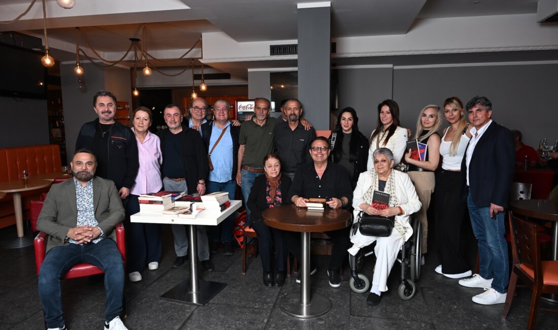 Viyana’da sanatseverleri bir araya getiren “Sanat İtirazdır” etkinliği yoğun katılımla