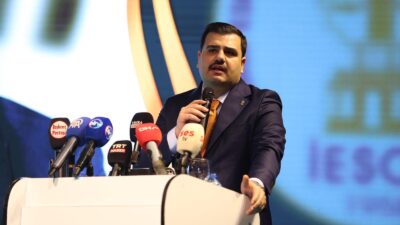AK Parti Genel Sekreteri ve İzmir Milletvekili Eyyüp Kadir İnan,