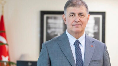 İzmir Büyükşehir Belediye Başkanı Cemil Tugay, Cumhuriyet Halk Partisi (CHP)