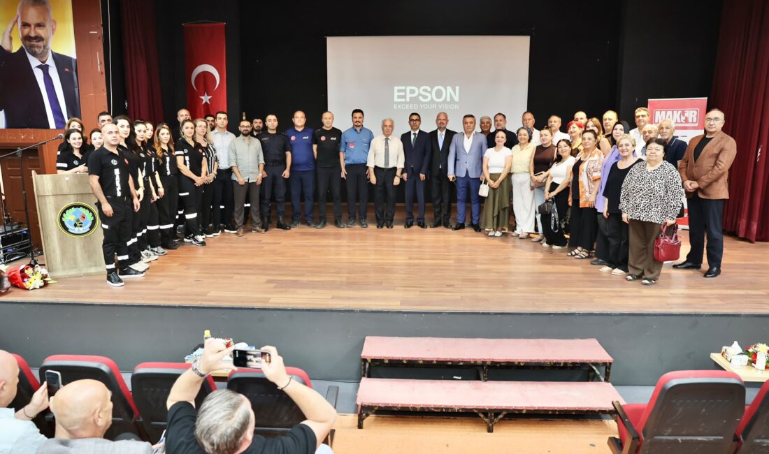 17 Ağustos Marmara Depremi’nin 27. yılında Menemen’de düzenlenen &ldquo;İzmir’in Depremselliği&rdquo;