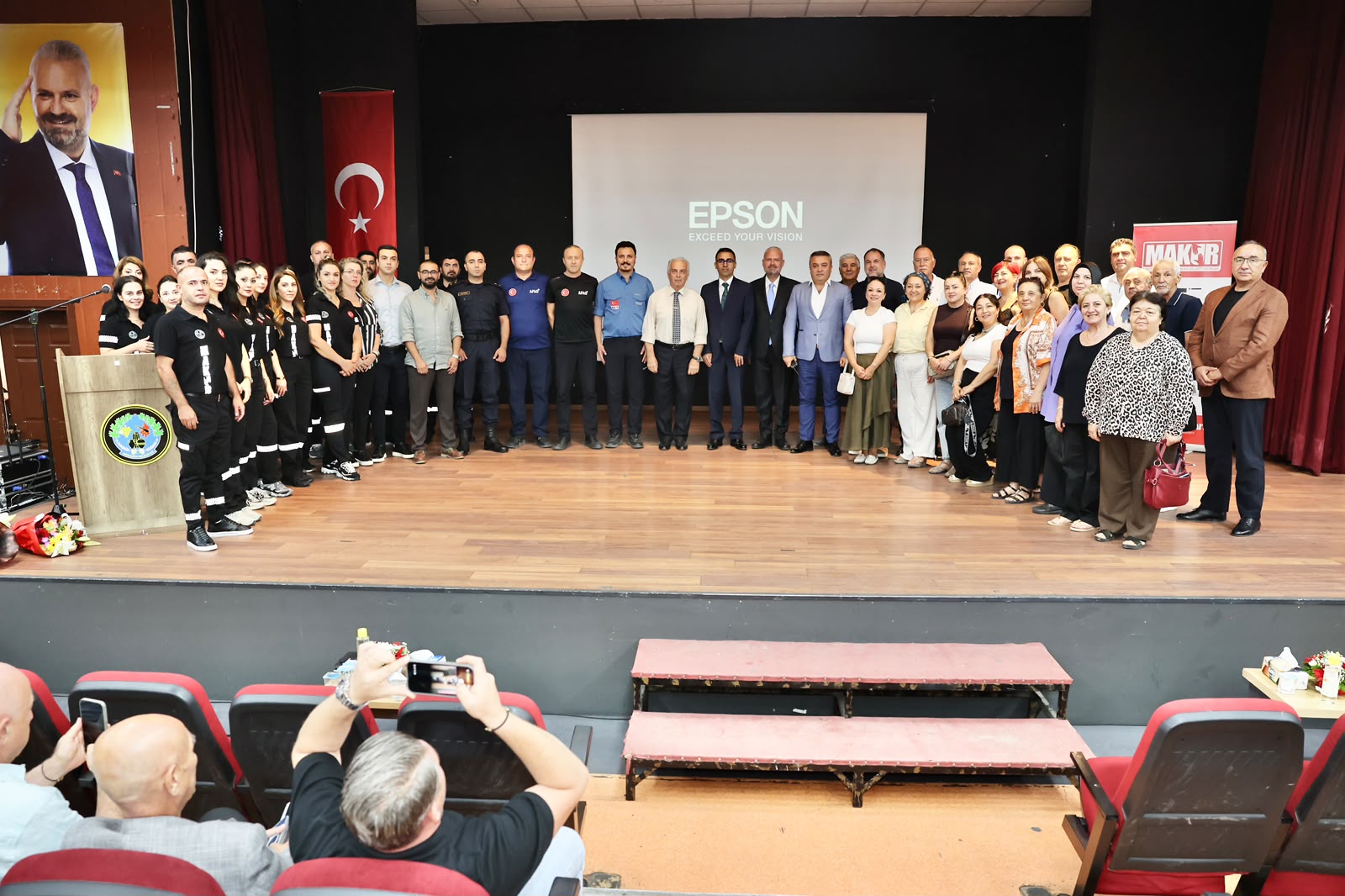 17 Ağustos Marmara Depremi’nin 27. yılında Menemen’de düzenlenen &ldquo;İzmir’in Depremselliği&rdquo;