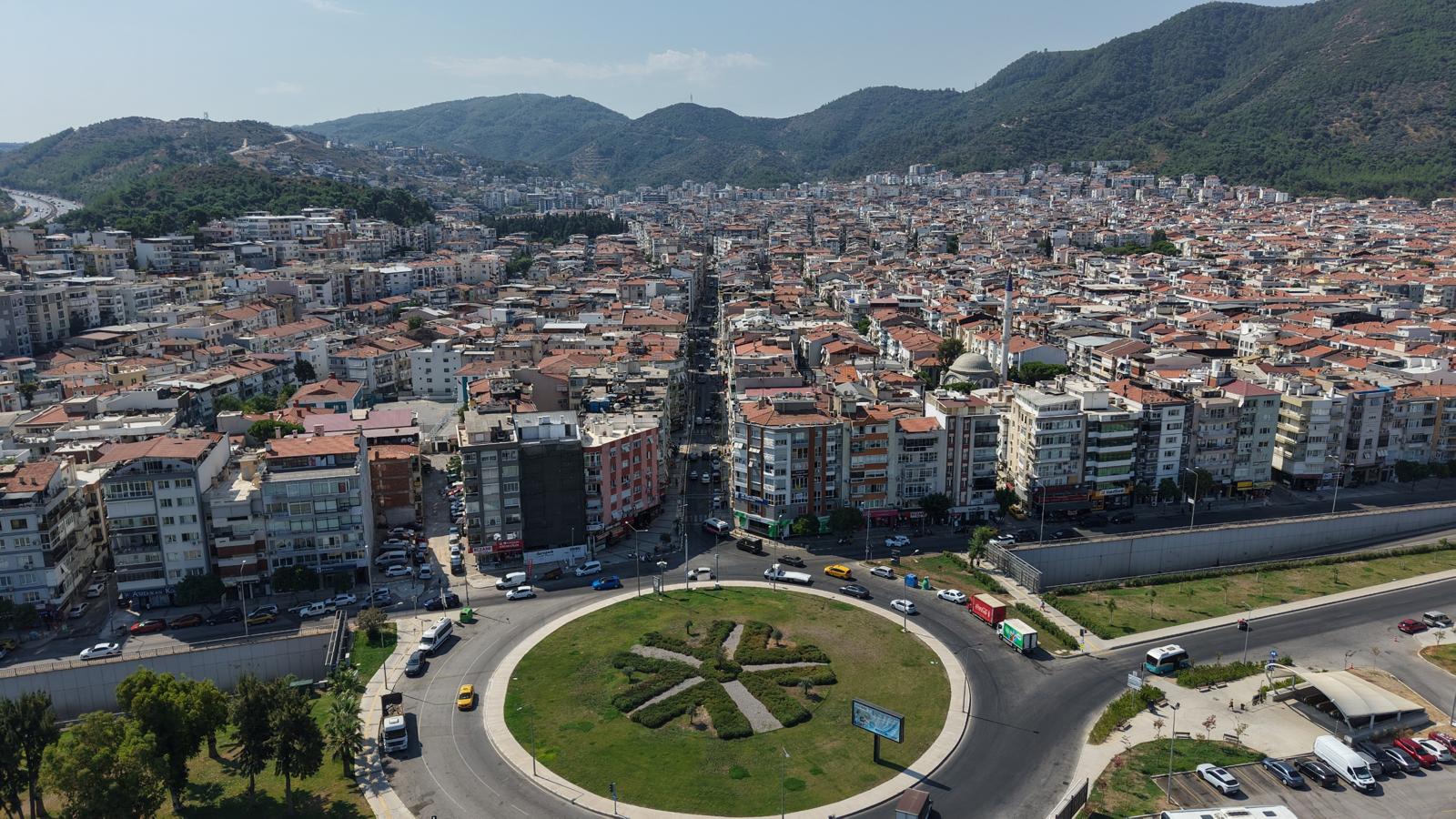 İzmir Büyükşehir Belediyesi, Balçova’nın önemli ulaşım güzerg&acirc;hları arasında yer alan