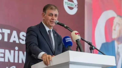 CHP’den istifa ederek görevini bağımsız sürdüren İzmir Büyükşehir Belediye Başkanı