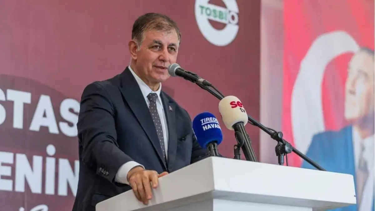 İzmir Büyükşehir Belediye Meclisi AK Parti Grup Başkan Vekili Hakan