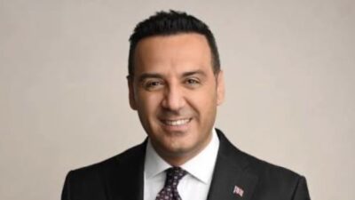 Çiğli Belediye Başkanı Onur Emrah Yıldız’ın makam aracı, kimliği belirsiz