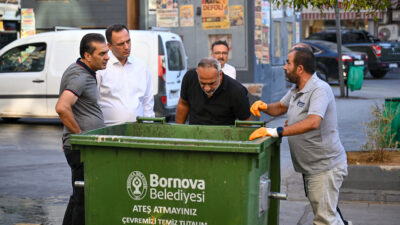 Bornova Belediye Başkanı Ömer Eşki, günün ilk ışıklarıyla Küçükpark’ta yürütülen