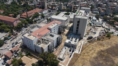 İzmir’in 118 yıllık sağlık kuruluşu Eşrefpaşa Hastanesi’nin yeni ek hizmet