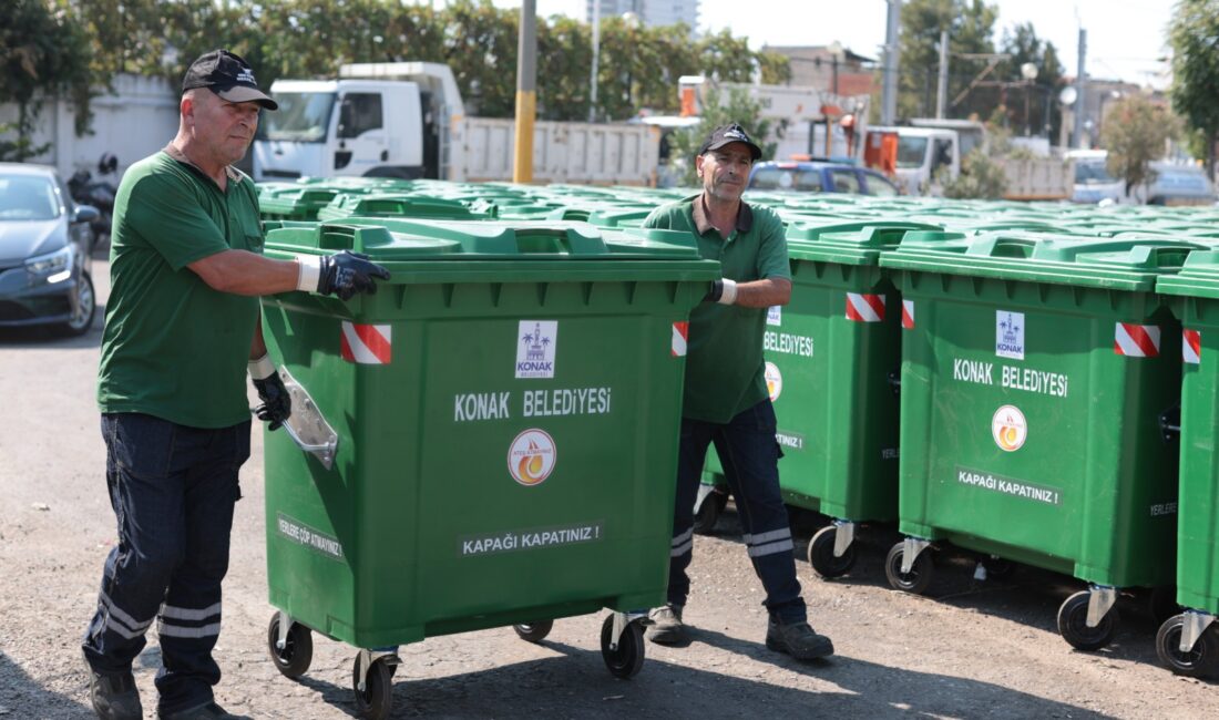 Konak Belediyesi, ilçenin farklı noktalarındaki eski ve yıpranmış çöp konteynerlerini
