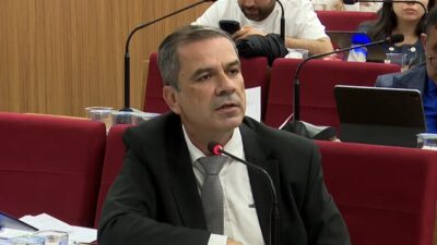 İzmir Büyükşehir Belediye Meclisi MHP Grup Başkan Vekili Bahadır Altınkeser,