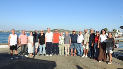 YENİ Parti Kurucu Çeşme İlçe Başkanı Dolunay Onur ve yönetim