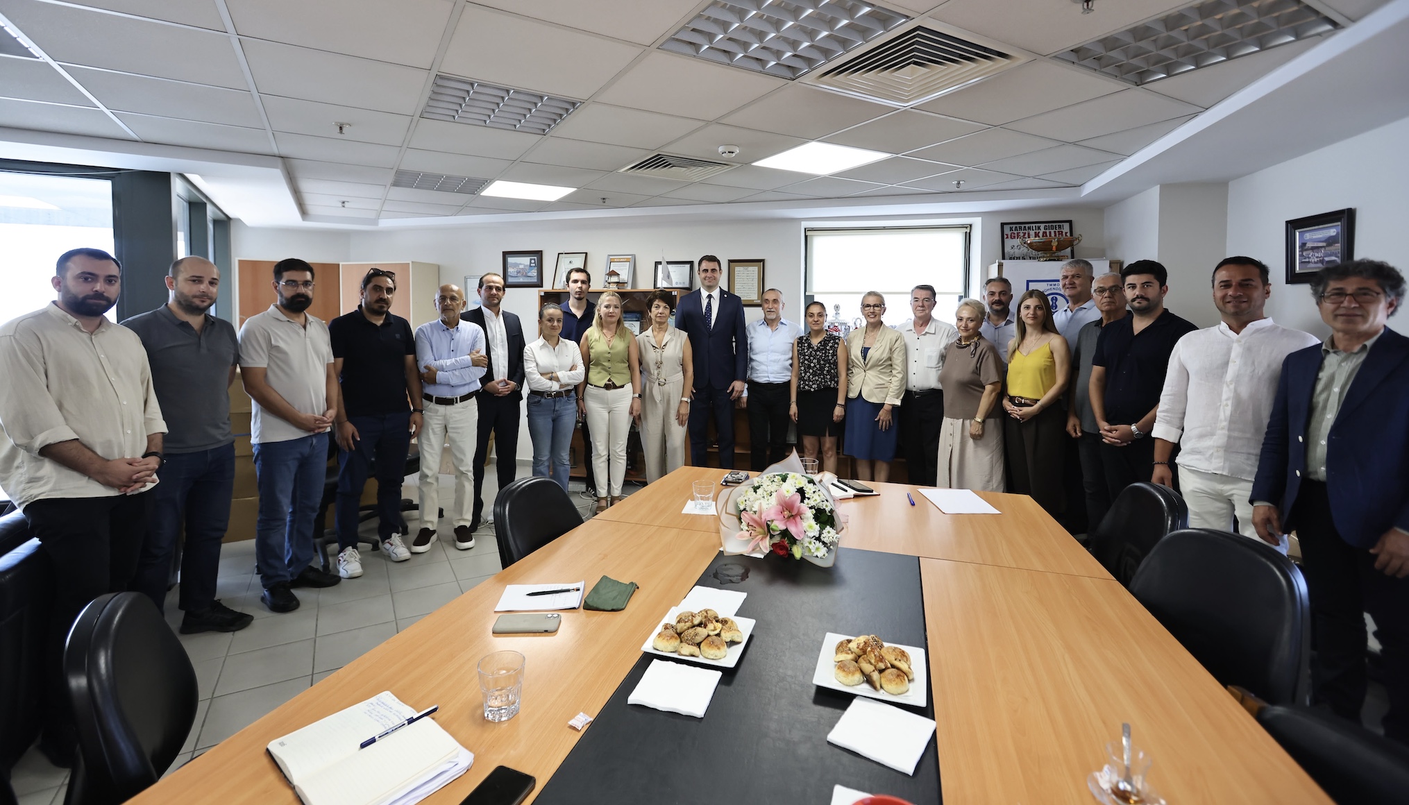 YENİ Parti İzmir Kurucu İl Başkanı Çağatay Güç, TMMOB İKK