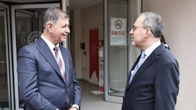 Kasapoğlu Cemil Tugay ile ilgili konuştu; &ldquo;Siyasette kapılar peşinen kapanmaz&rdquo;