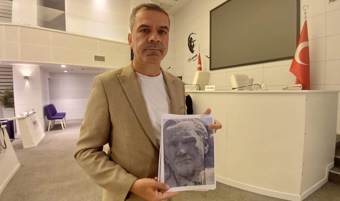 Buca Belediye Meclisi MHP Meclis Üyesi Bahadır Altınkeser, ilçenin simge