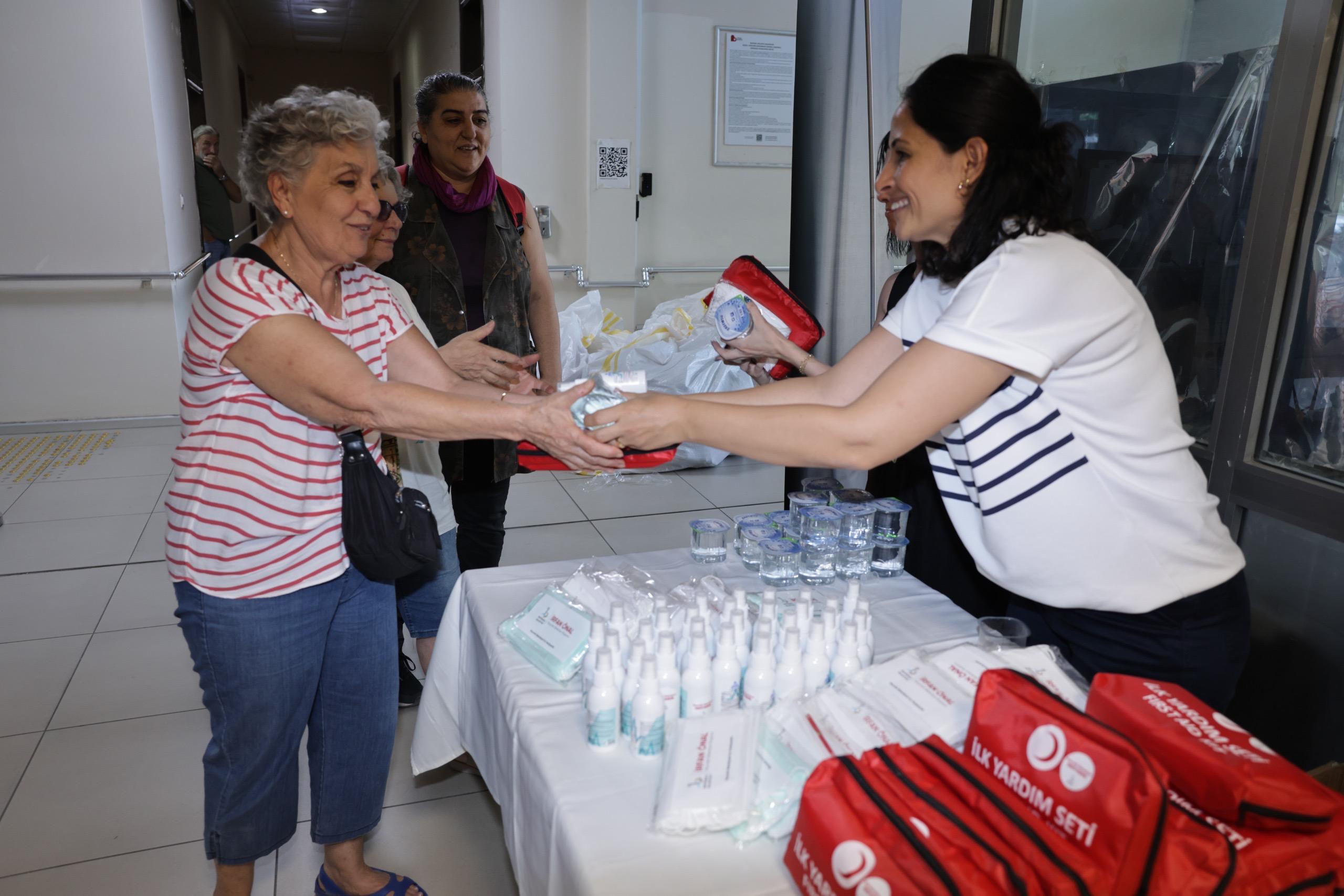 Bayraklı Belediyesi ve İzmir Büyükşehir Belediyesi iş birliğiyle düzenlenen Temel