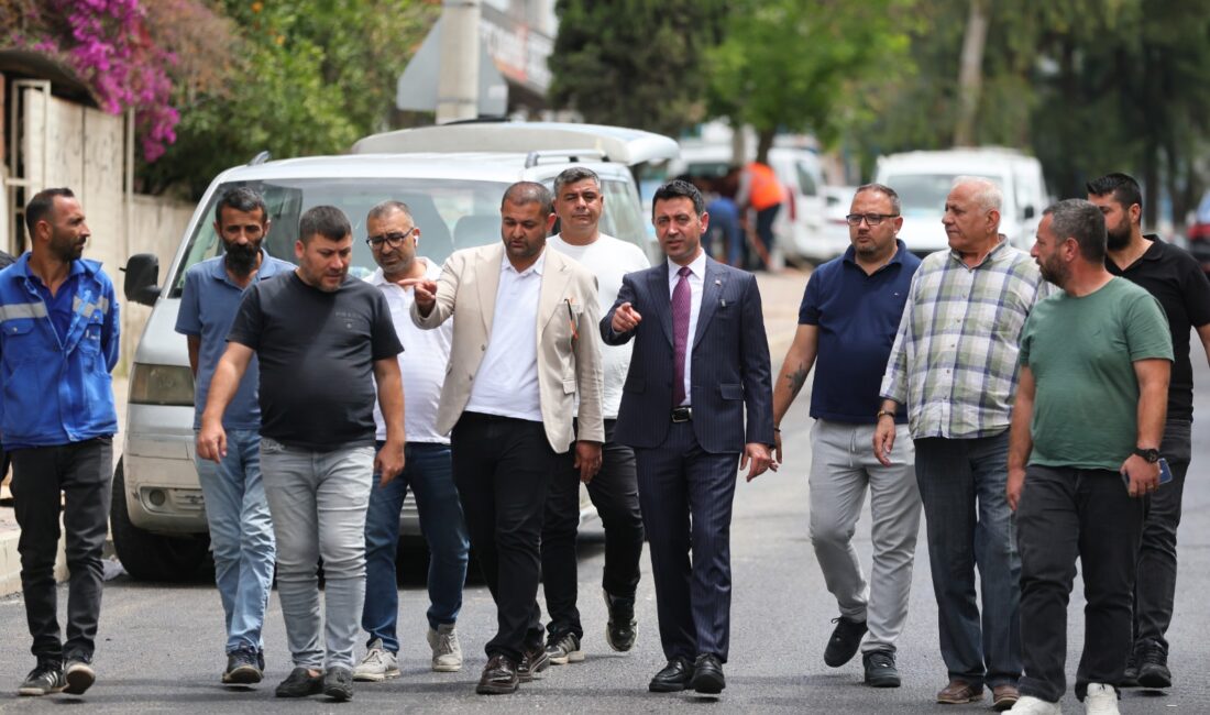 Bayraklı Belediyesi’nin yol bakım ve yenileme çalışmaları kapsamında son üç