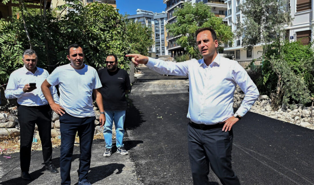 Bornova Belediyesi’nin ulaşım yatırımları kapsamında 290 sokak ve 15 caddede