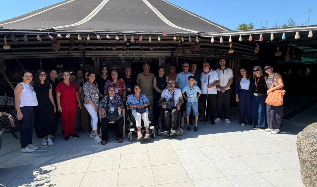 Bornova Belediyesi, ÇÖYDER üyelerini kentin 8 bin 500 yıllık tarihine