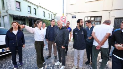 Çeşme Belediye Başkanı L&acirc;l Denizli, başkan yardımcıları, birim müdürleri ve