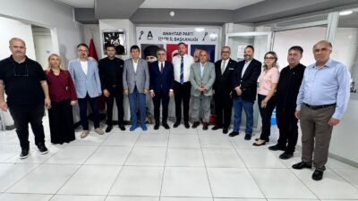 CHP İzmir İl Başkanı Utku Gümrükçü, kentte siyasi partiler arasındaki