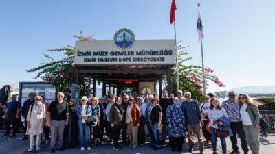 İzmir Büyükşehir Belediyesi’nin emeklilere yönelik düzenlediği &ldquo;Emeklilerimiz İzmir’i Keşfediyor&rdquo; programının
