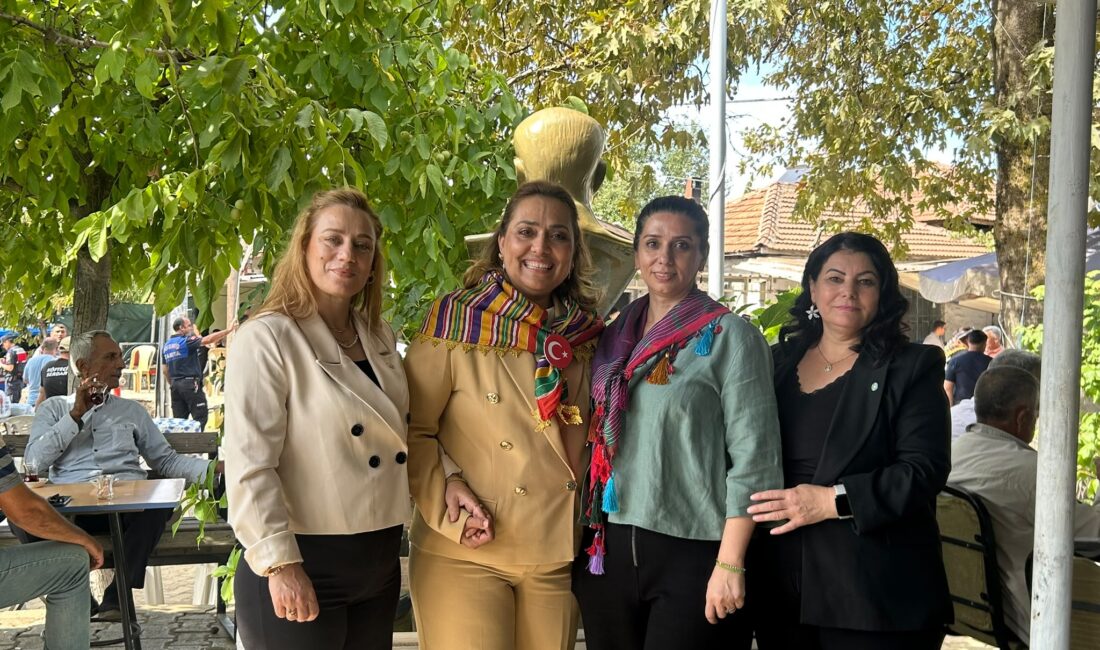 İYİ Parti İzmir Teşkilatlardan Sorumlu Başkan Yardımcısı Dilek Acar Güleç,