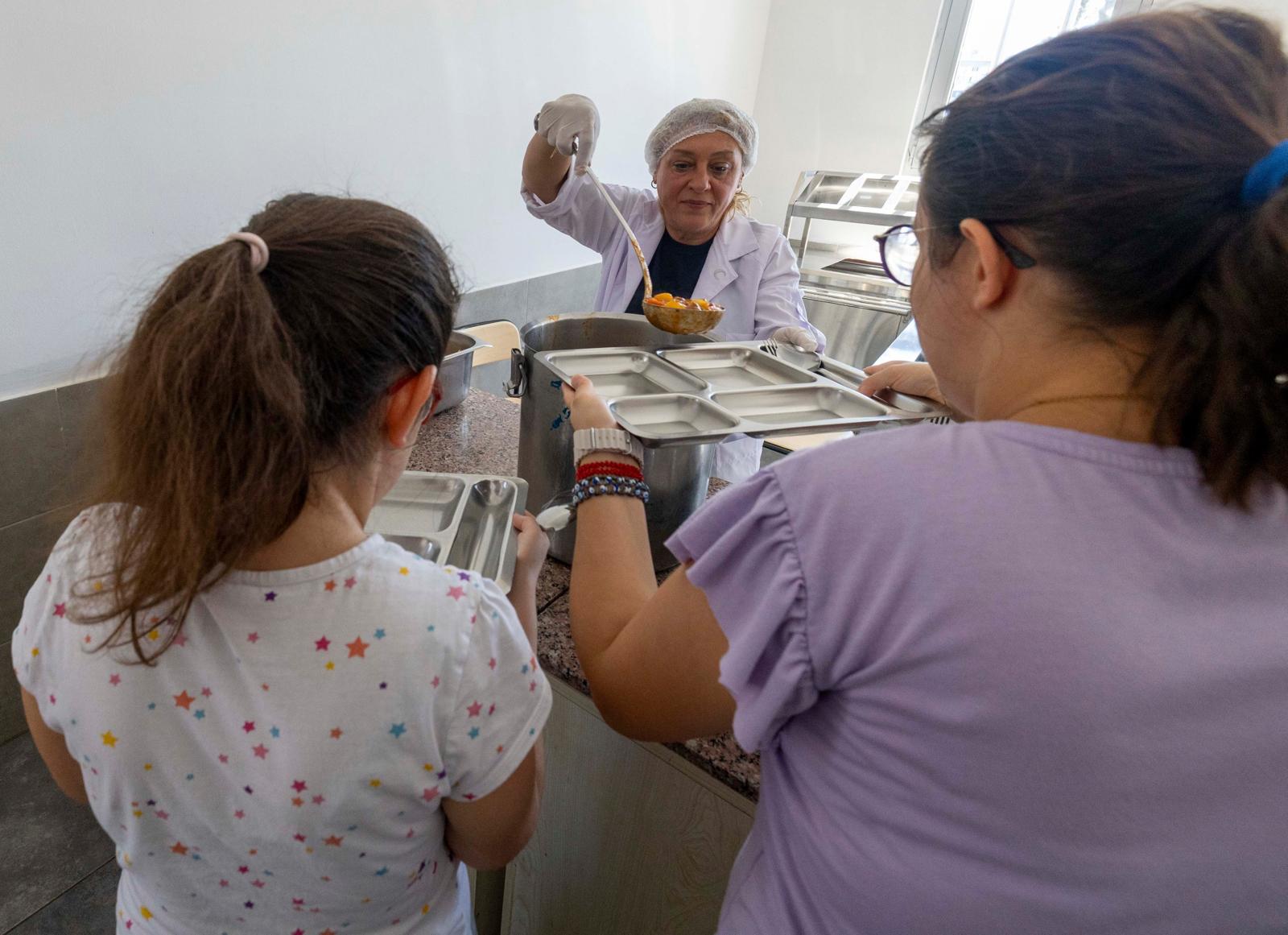 İzmir Büyükşehir Belediyesi, özel gereksinimli öğrencilerin eğitim gördüğü 32 okula