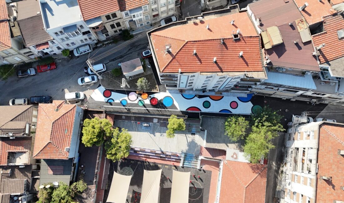 Konak Belediyesi’nin çocukların okul yolculuğunu daha güvenli ve eğlenceli hale