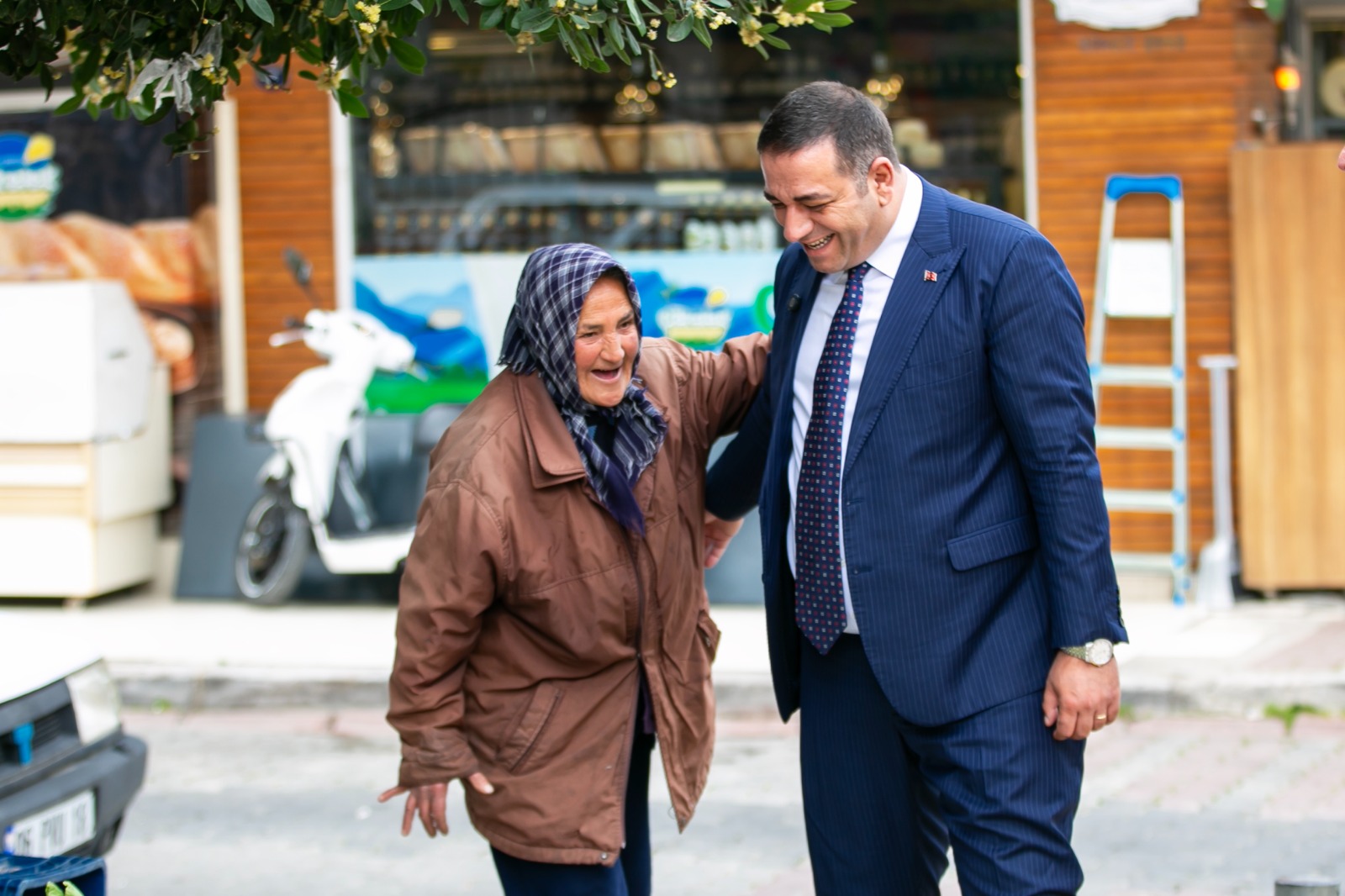 Narlıdere Belediyesi ile Ege Geriatri Derneği iş birliğinde hayata geçirilen