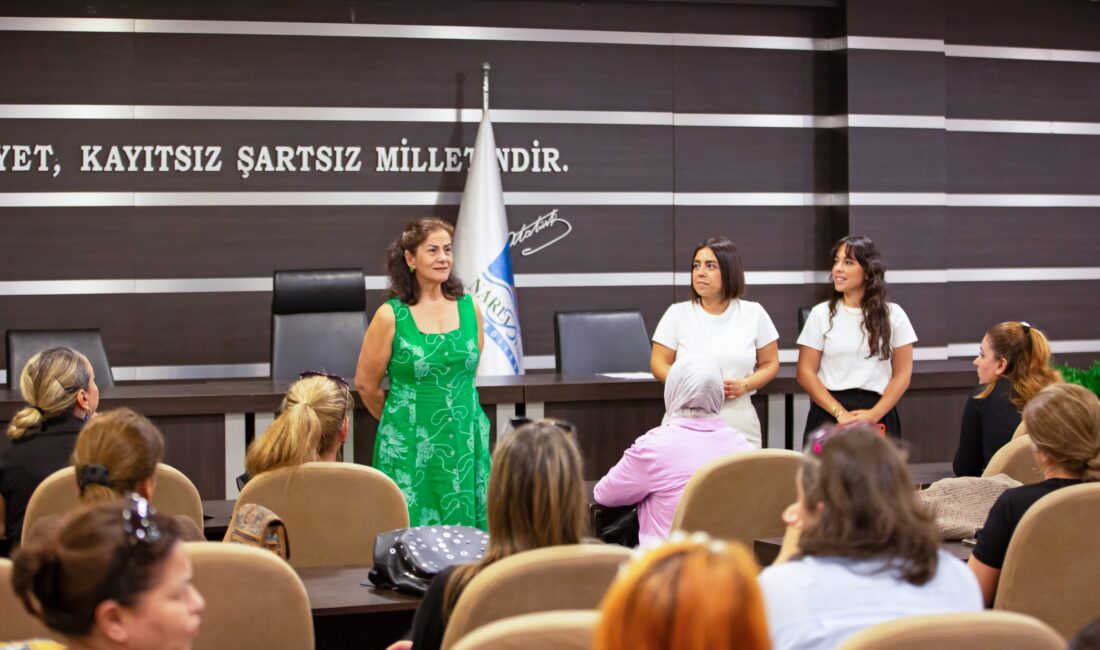 Narlıdere Belediyesi İstihdam Ofisi, mutfaktaki becerilerini kazanca dönüştürmek isteyen kadınları,