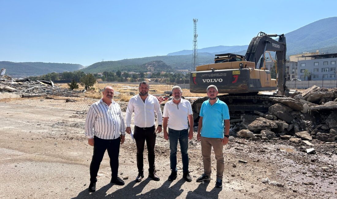 Pınarbaşı Esnaf ve Sanatkarlar Odası ziyaretinde ilçe halkına ve esnafa