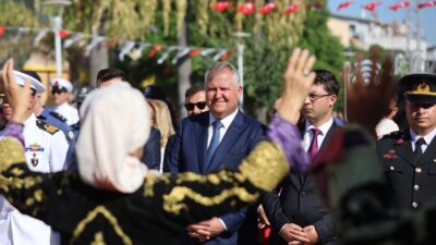Urla’nın düşman işgalinden kurtuluşunun 104. yıl dönümü, düzenlenen tören ve