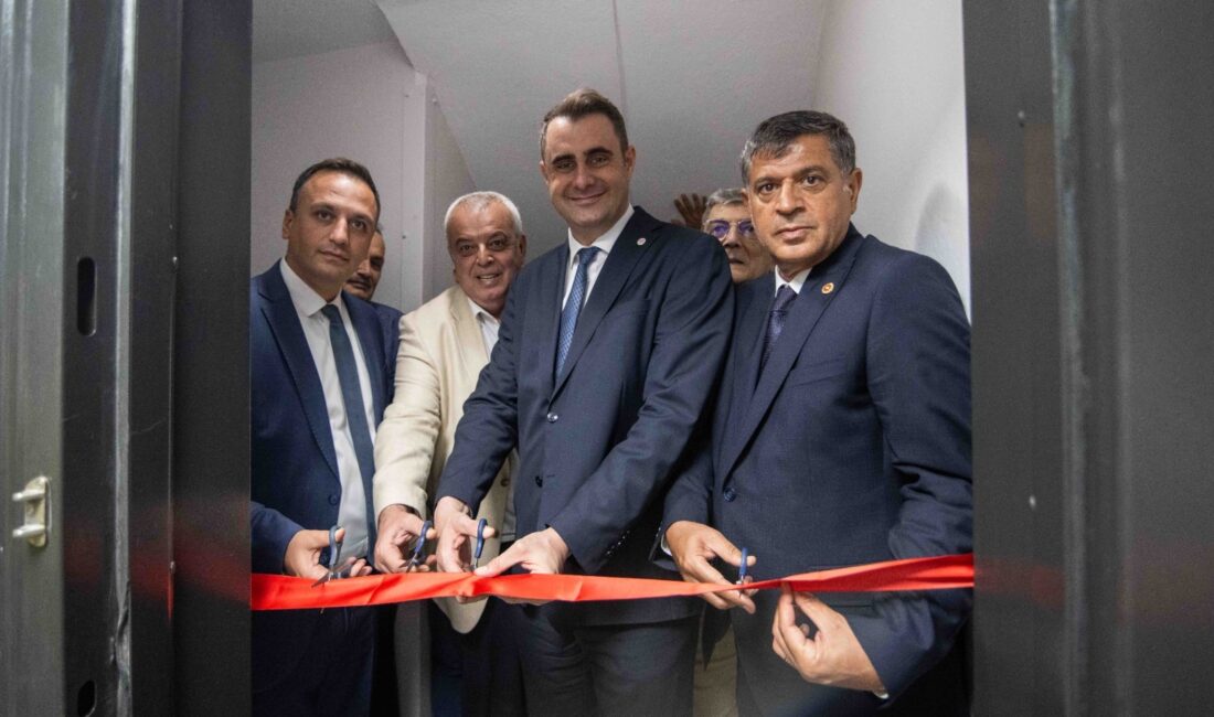 YENİ Parti Bornova İlçe Başkanlığı’nın yeni binası düzenlenen törenle hizmete