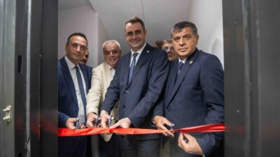 YENİ Parti Bornova İlçe Başkanlığı’nın yeni binası düzenlenen törenle hizmete