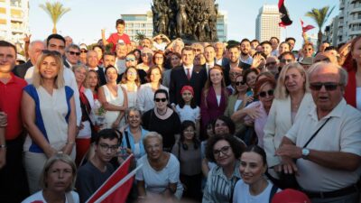 YENİ Parti İzmir İl Başkanlığı, kentin kurtuluşunun 104’üncü yıl dönümünde