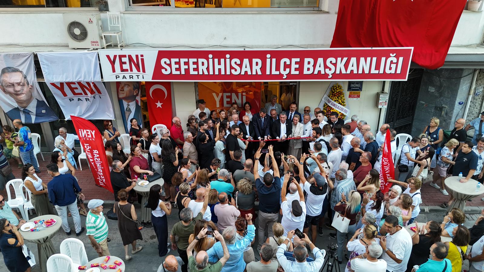 YENİ Parti Seferihisar İlçe Başkanlığı yeni binasına düzenlenen törenle kavuştu.