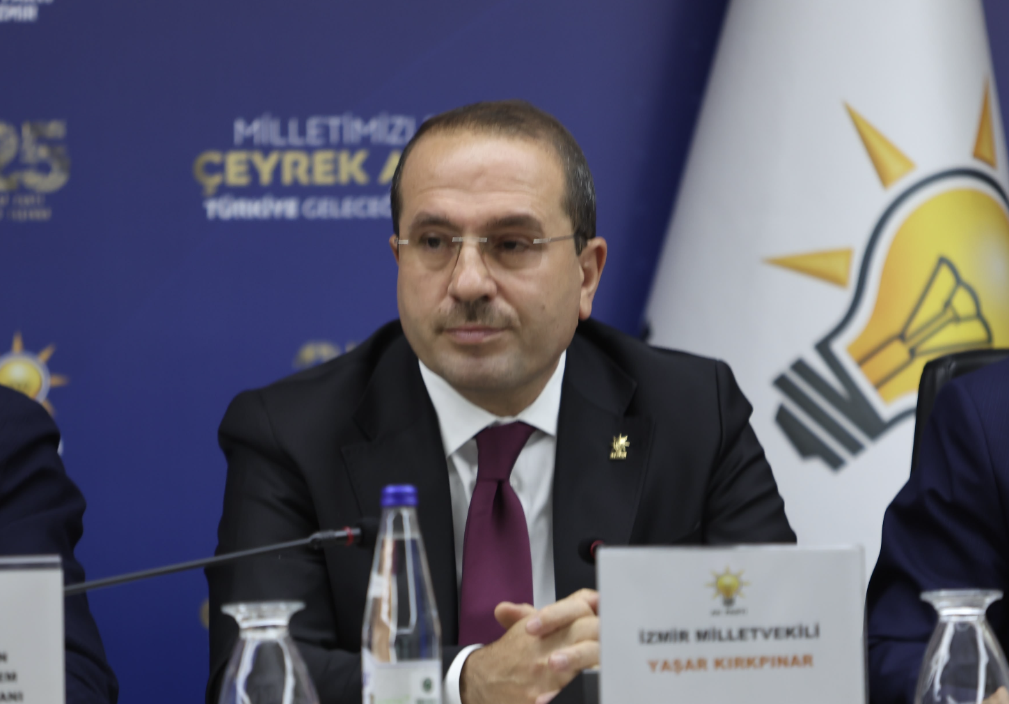 AK Parti İzmir Milletvekili Yaşar Kırkpınar, İzmir Büyükşehir Belediye Başkanı