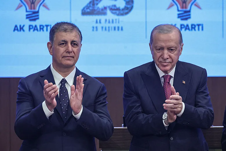 İzmir Büyükşehir Belediye Başkanı Cemil Tugay, bir sonraki seçimlerde yeniden