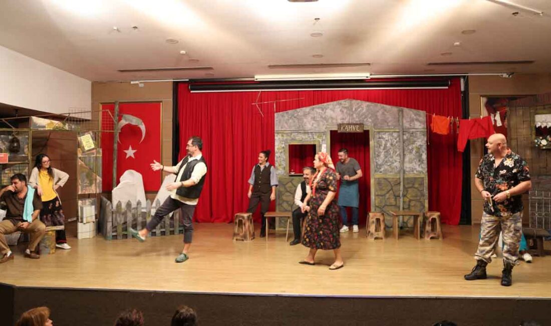 Çiğli Belediyesi’nin ekim ayı kapsamında düzenlediği kültür sanat etkinlikleri, ilçe