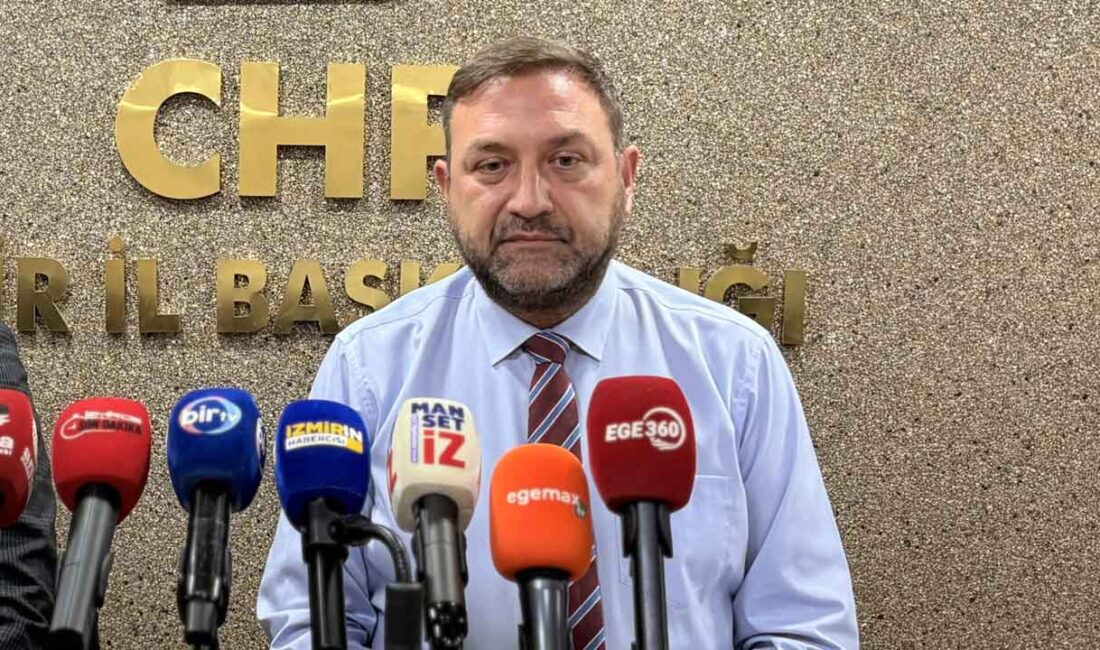 CHP İzmir İl Başkanı Utku Gümrükçü, Çiğli Belediye Başkanı Onur