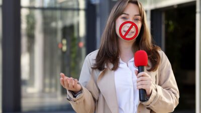İzmir Gazeteciler Cemiyeti Yönetim Kurulu, yaptığı açıklamada, &ldquo;Yenigün Gazetesi muhabiri