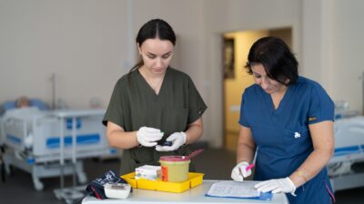 İzmir Büyükşehir Belediyesi, Zübeyde Hanım Huzurevi Yaşlı Bakım ve Rehabilitasyon
