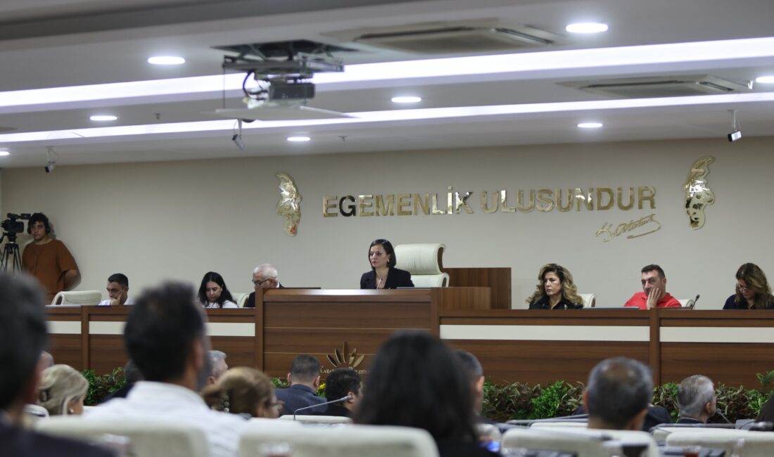 Karabağlar Belediyesi’nin ekim ayı meclis toplantısının ikinci birleşiminde 2027 yılı