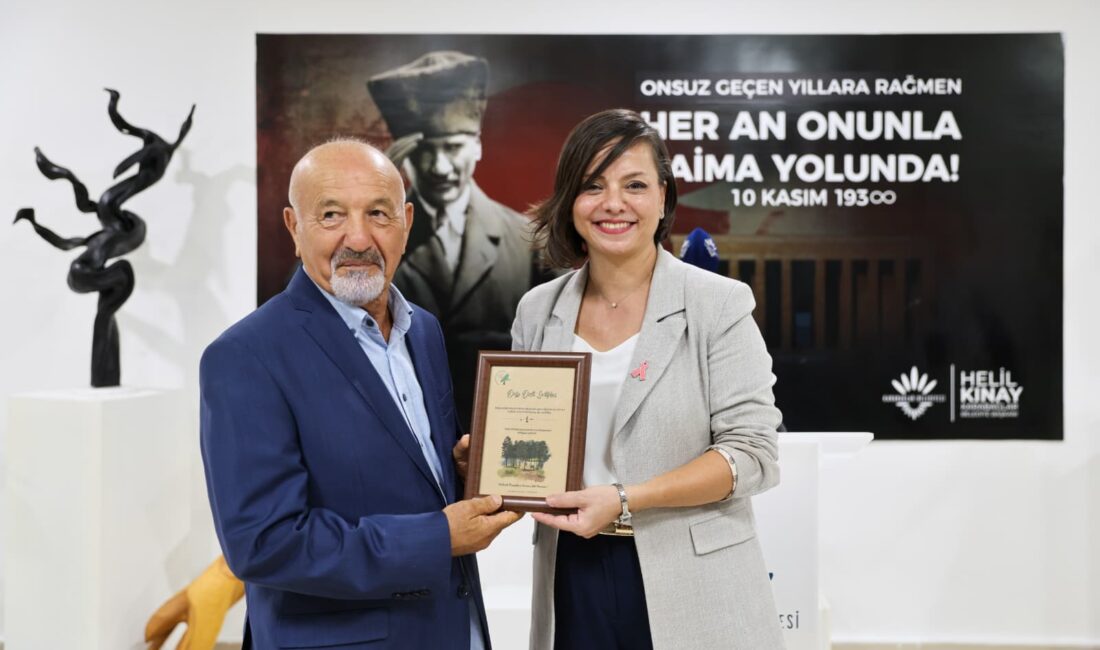 Karabağlar Belediyesi, 5 Ekim Dünya Öğretmenler Günü kapsamında öğretmen ve