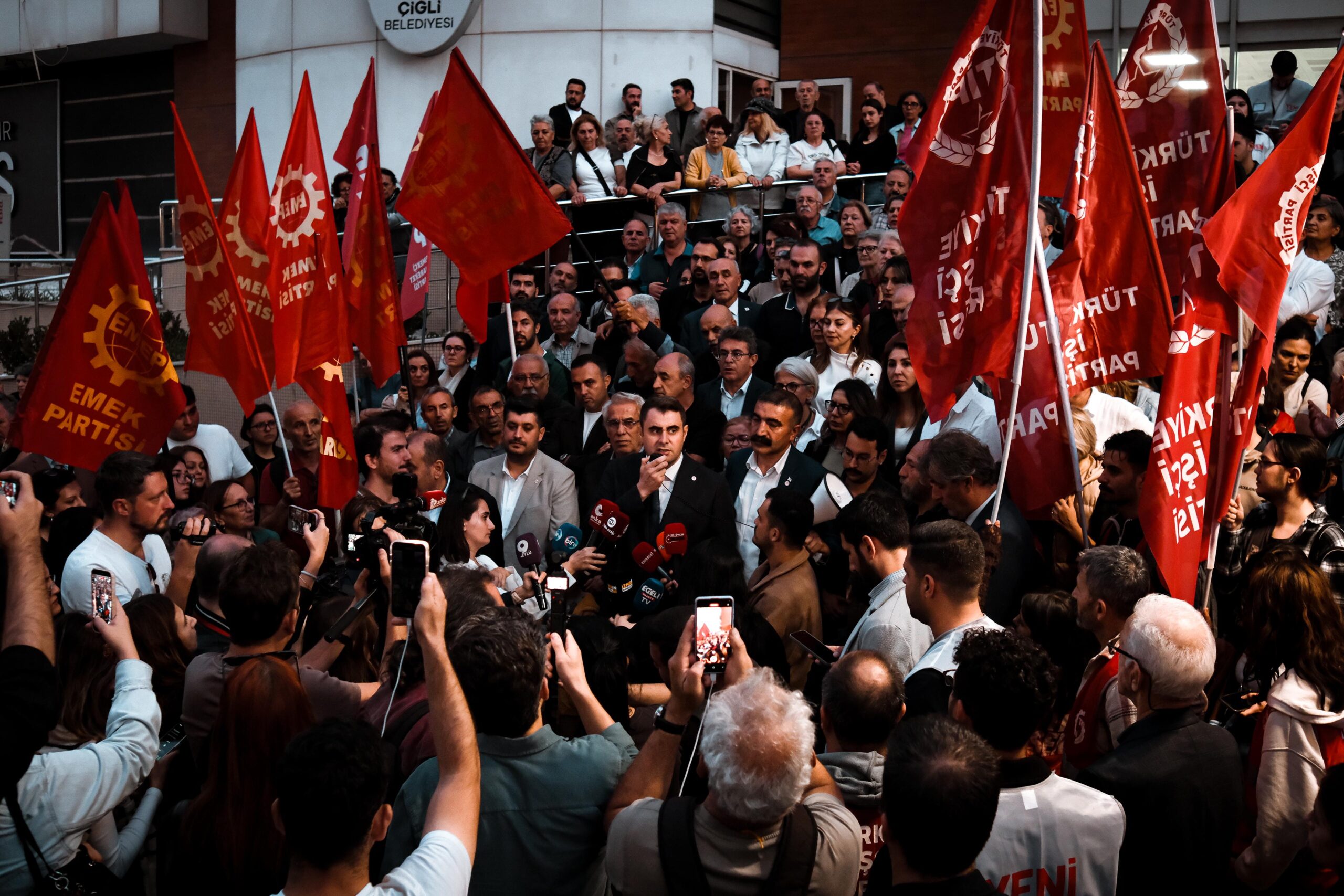 YENİ Parti İzmir İl Başkanlığı, Çiğli Belediye Başkanı Onur Emrah
